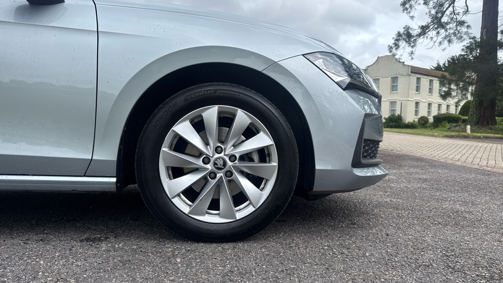 Skoda Superb 1.5 Tsi E-tec Mhev Se Technology Estate GJ75LWV Silver #5