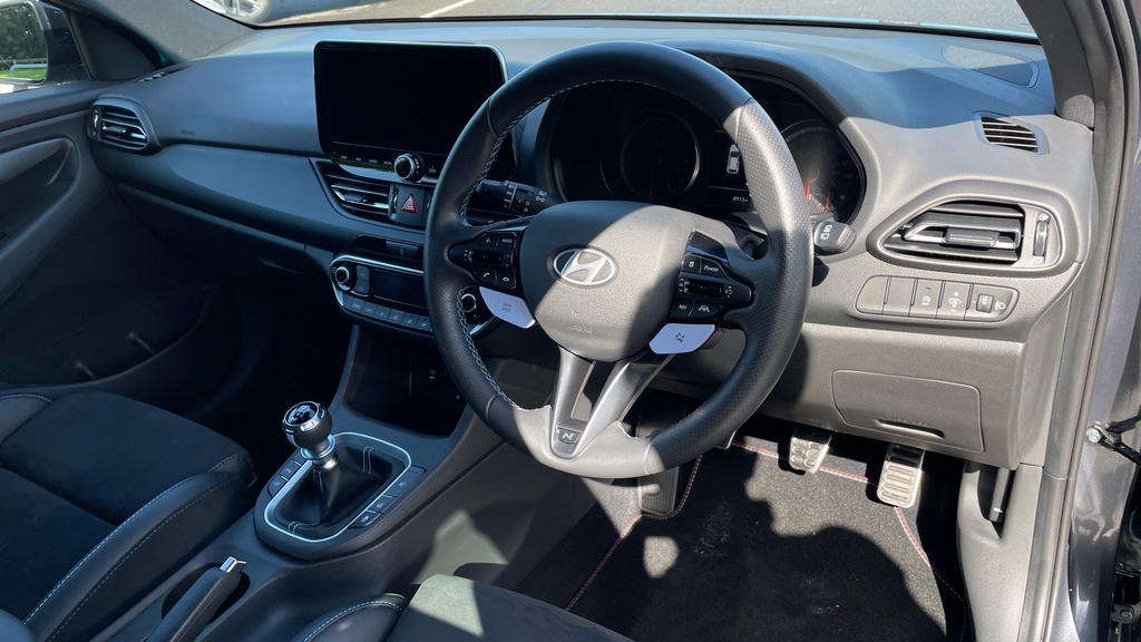 Hyundai I30 1.0T Gdi Se Connect Black #6