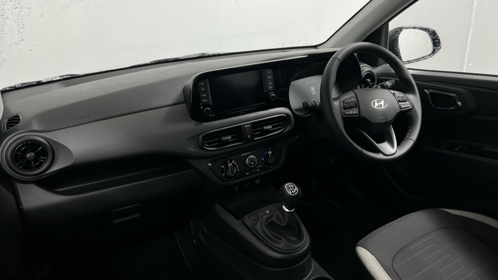 Hyundai I10 I10 Premium 1.2 79Ps Amt My25 HT75EVM Black #2