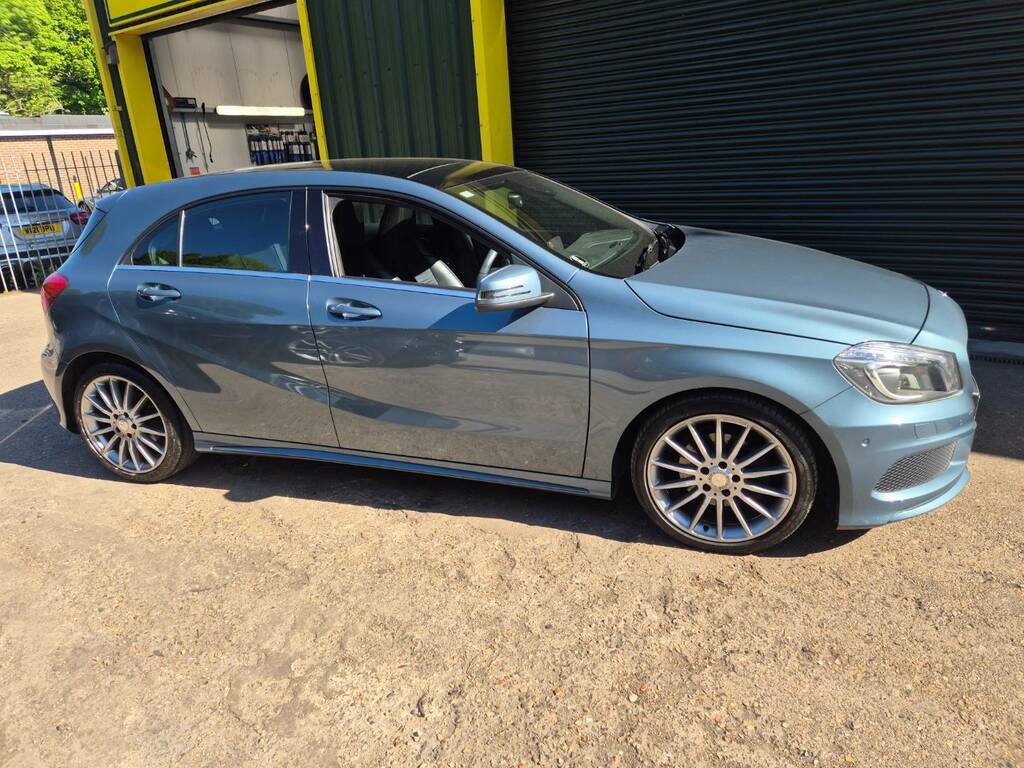 Mercedes-Benz A Class A200 Blueefficiency Amg Sport LL63UYM Blue #6
