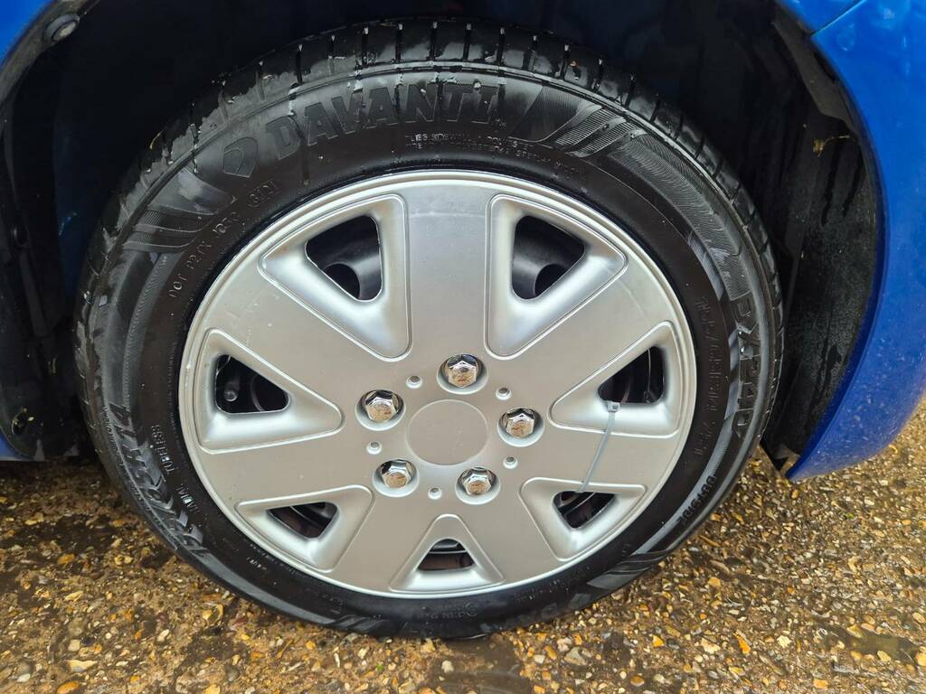 Peugeot 107 1.0 Active Blue #4