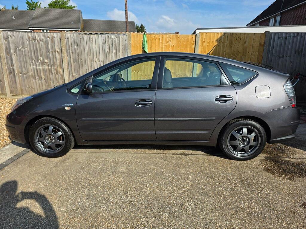 Toyota Prius Hatchback 1.5 T Spirit Cvt 200707 Grey #6