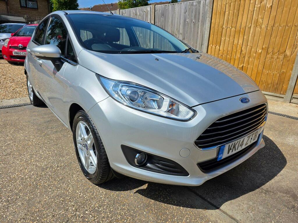 Ford Fiesta Hatchback 1.25 Zetec Euro 5 201414 Silver