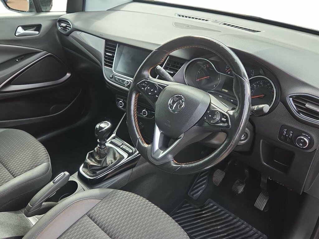 Vauxhall Crossland X 1.6 Turbo D Elite Nav - 2018 18 BV18CHY Silver #6