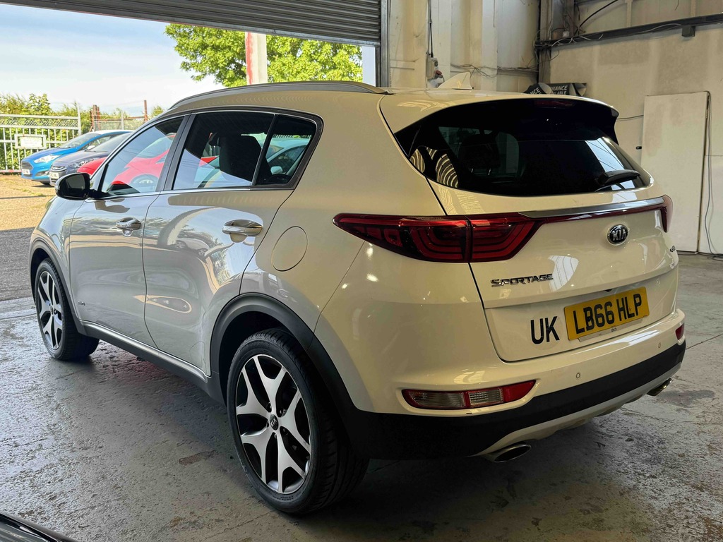 Kia Sportage 2.0 Crdi Gt-line LB66HLP White #5