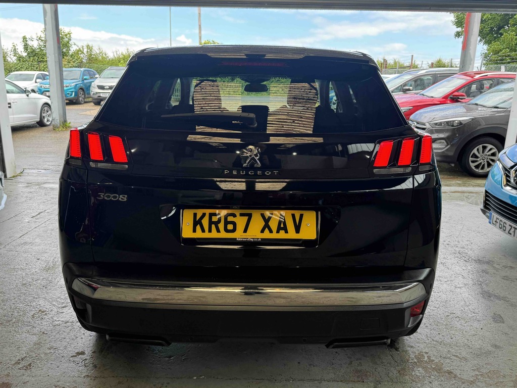 Peugeot 3008 1.6 Bluehdi 120 Allure Eat6 KR67XAV Black #6