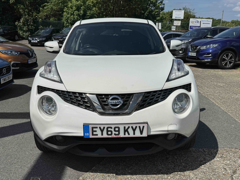 Nissan Juke 1.6 112 Acenta EY69KYV White #2