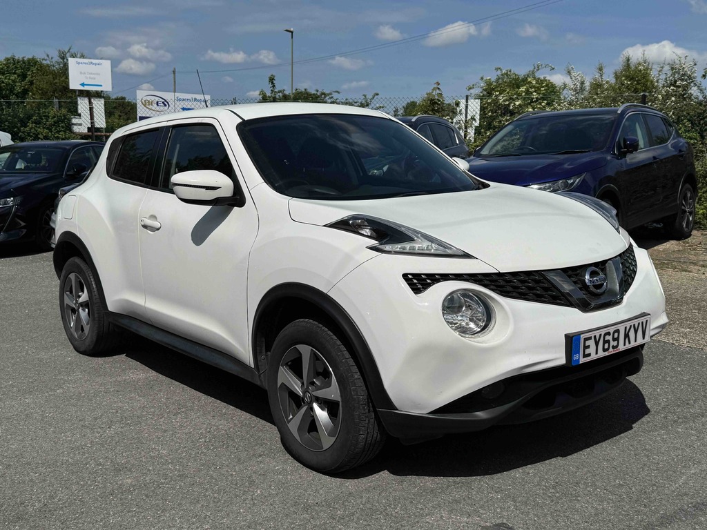Nissan Juke 1.6 112 Acenta White