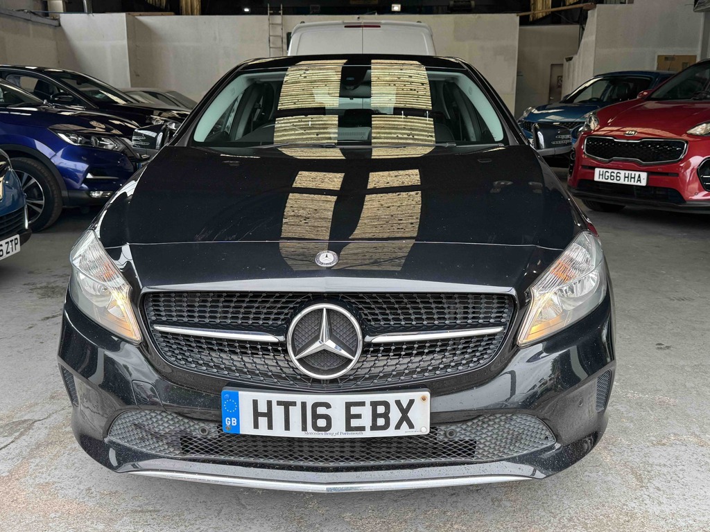 Mercedes-Benz A Class A180d Se Executive HT16EBX Black #2
