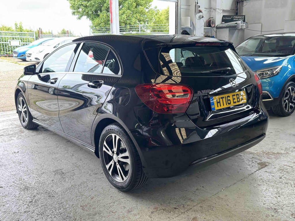Mercedes-Benz A Class A180d Se Executive HT16EBX Black #6