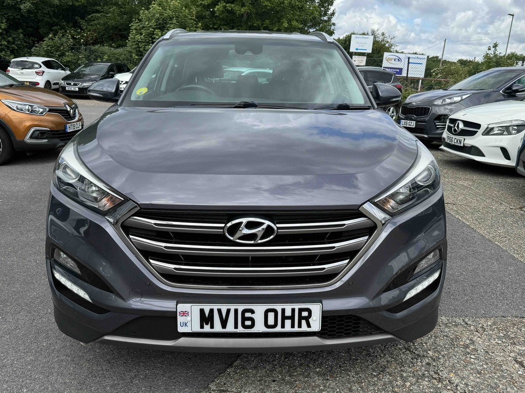 Hyundai Tucson 1.7 Crdi Blue Drive Premium MV16OHR Grey #2