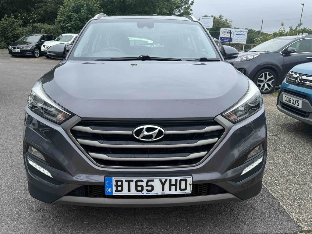 Hyundai Tucson 1.7 Crdi Blue Drive Se Nav BT65YHO Grey #2