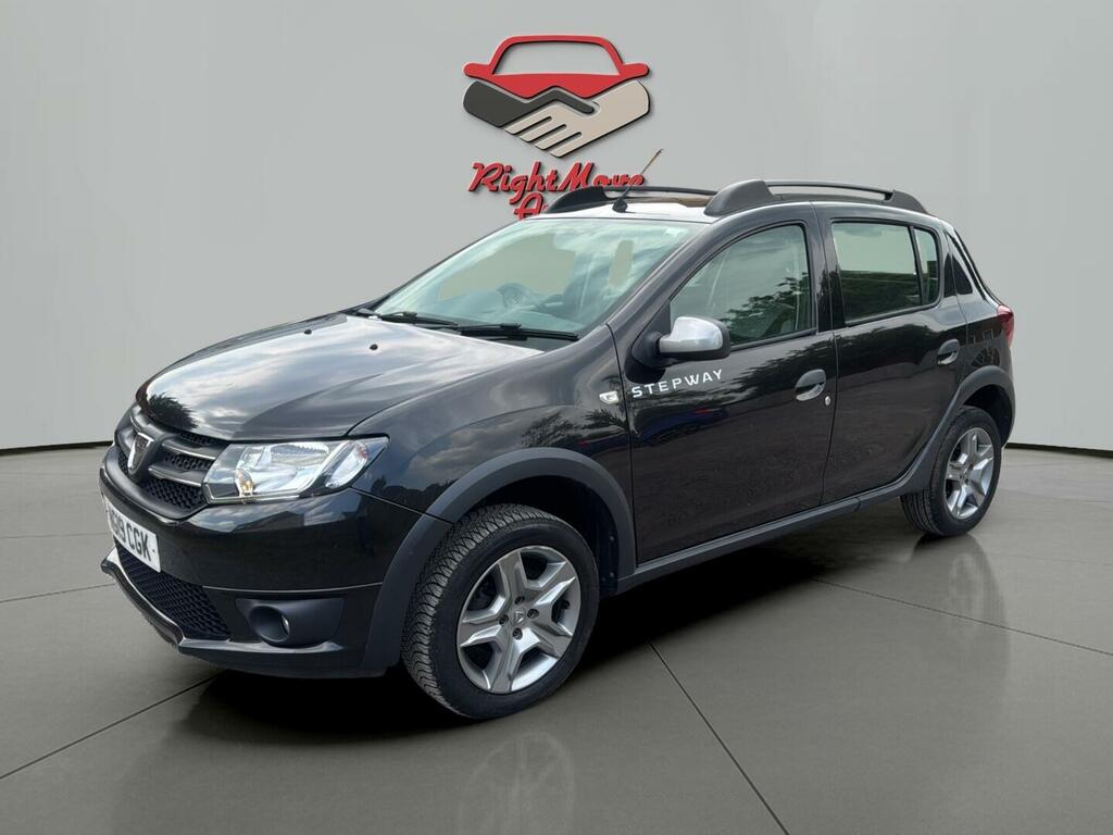 Dacia Sandero Stepway 0.9 Tce Comfort Euro 6 Ss NG19CGK Black #2