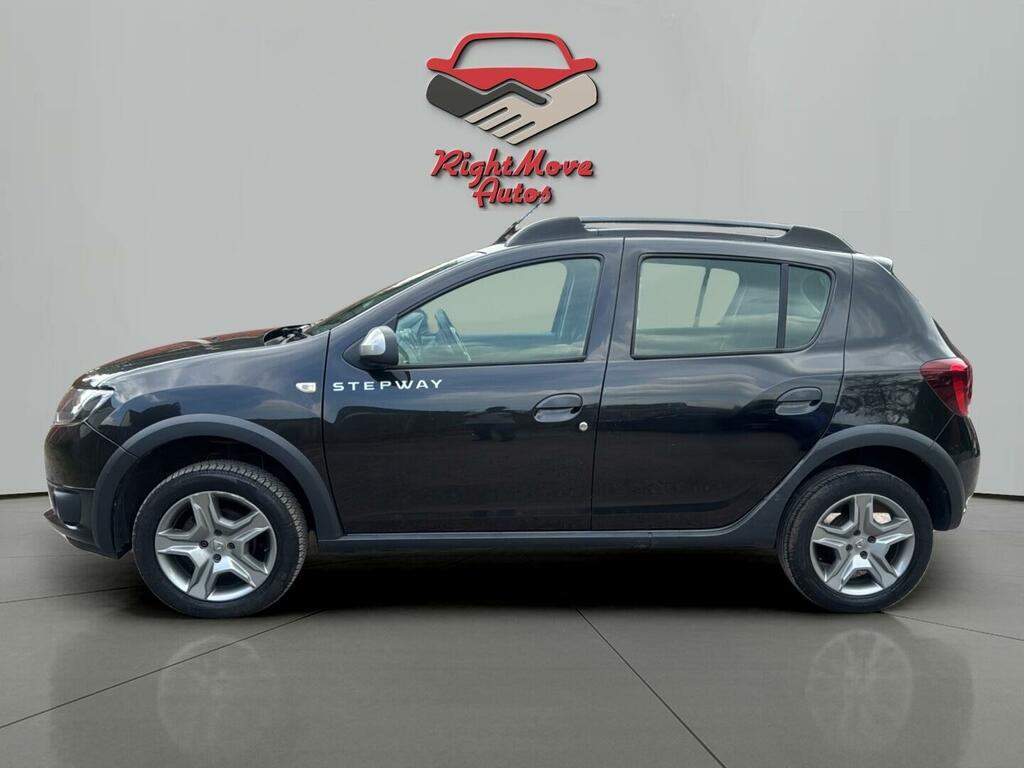 Dacia Sandero Stepway 0.9 Tce Comfort Euro 6 Ss NG19CGK Black #4