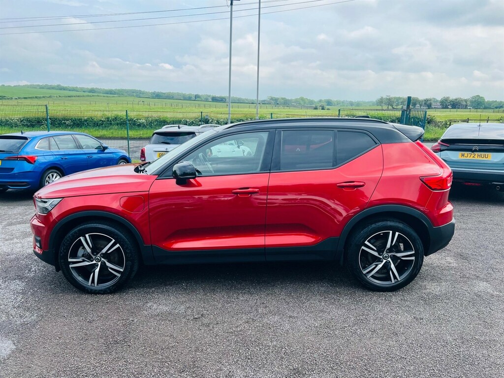 Volvo XC40 1.5H T5 Twin Engine Recharge 10.7Kwh R-design SP21KDO Red #4