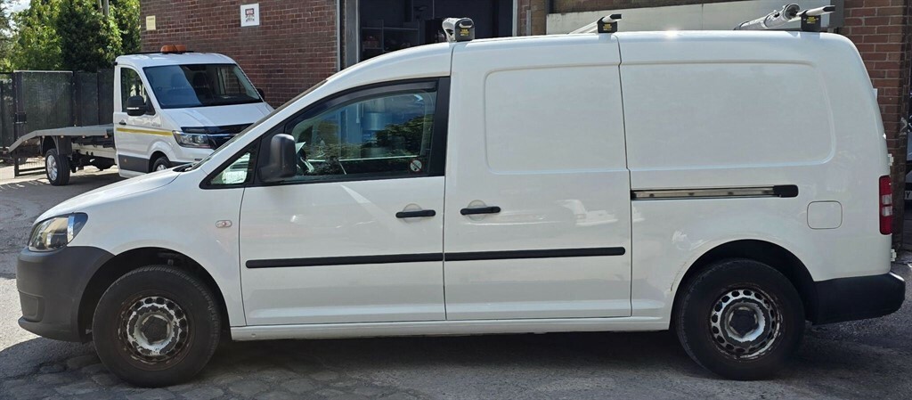 Volkswagen Caddy Maxi 1.6 Tdi Bluemotion Tech C20 Maxi Fwd White #4