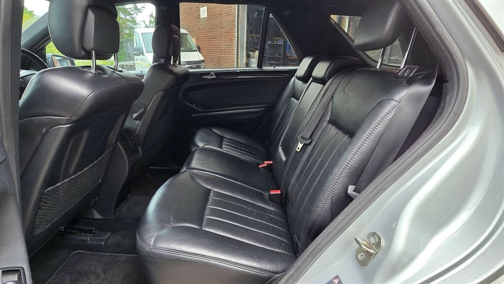 Mercedes-Benz M Class 3.0 Ml320 Cdi Sport 7G-tronic Black #4