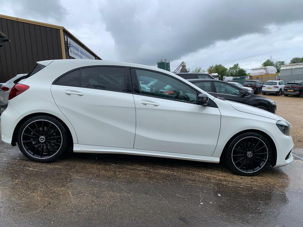 Mercedes-Benz A Class A220d Amg Line 7G-dct 4Matic Euro 6 Ss FD67KPY White #4