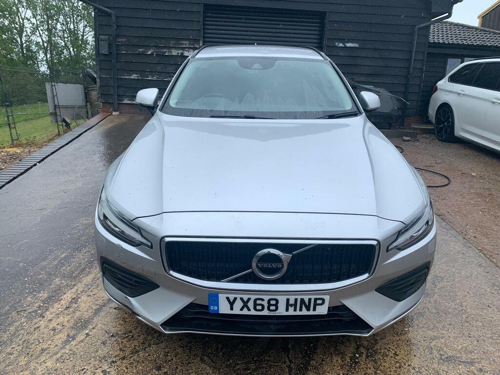 Volvo V60 D3 Momentum Euro 6 Ss Silver #2