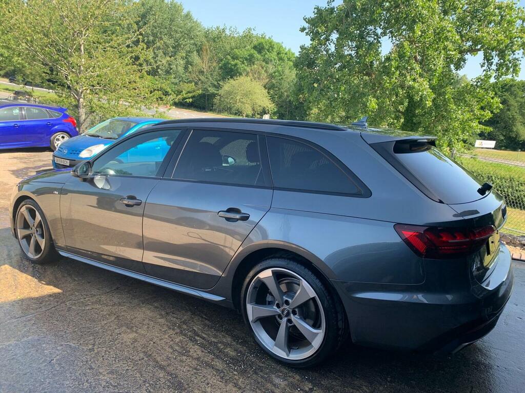 Audi A4 Avant Tfsi 35 Black Edition Euro 6 Ss LV69MJO Grey #4
