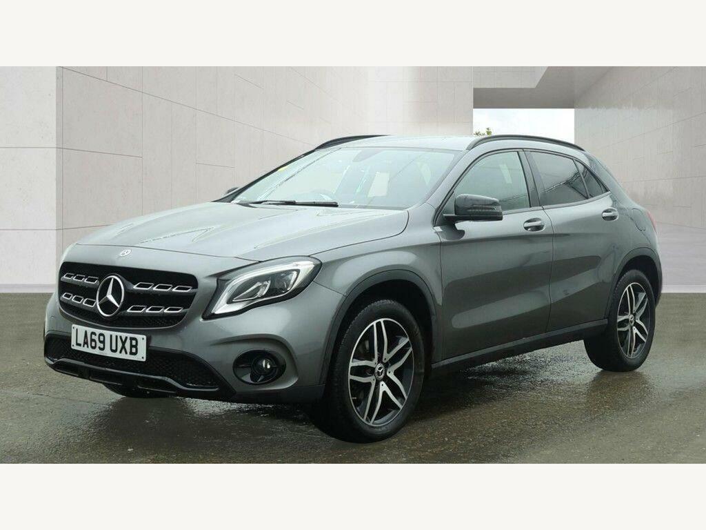 Mercedes-Benz GLA Class Gla180 Urban Edition 7G-dct Euro 6 Ss Grey