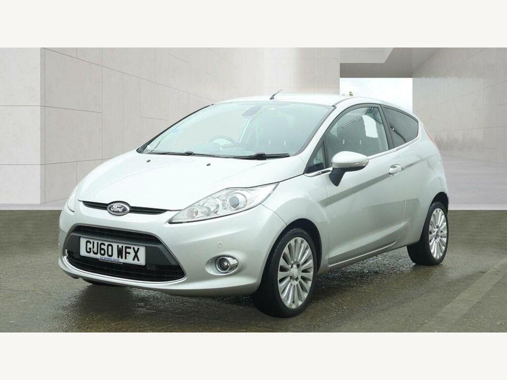 Ford Fiesta Titanium 3dr Silver