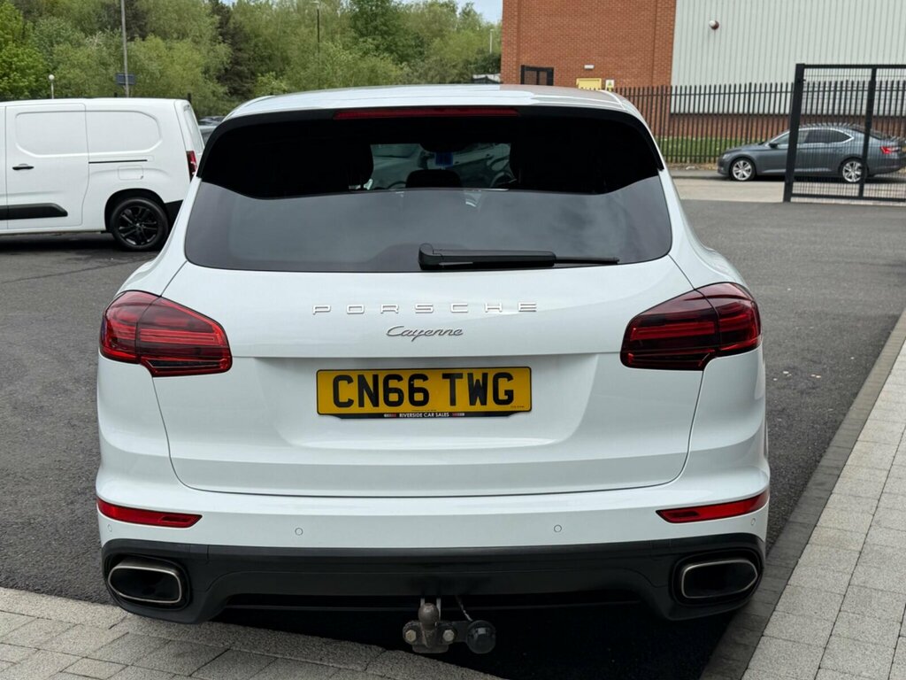 Porsche Cayenne 3.0 Td V6 Platinum Edition Tiptronics 4Wd Euro 6 CN66TWG White #3