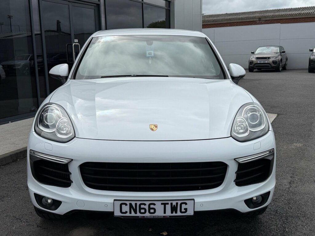 Porsche Cayenne 3.0 Td V6 Platinum Edition Tiptronics 4Wd Euro 6 CN66TWG White #2