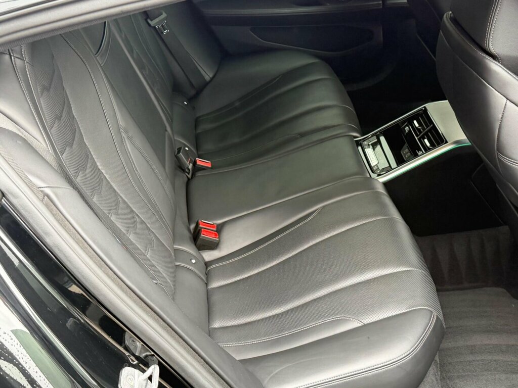BMW 8 Series 840I 333 Sdrive M Sport Ultimate Pack Black #9