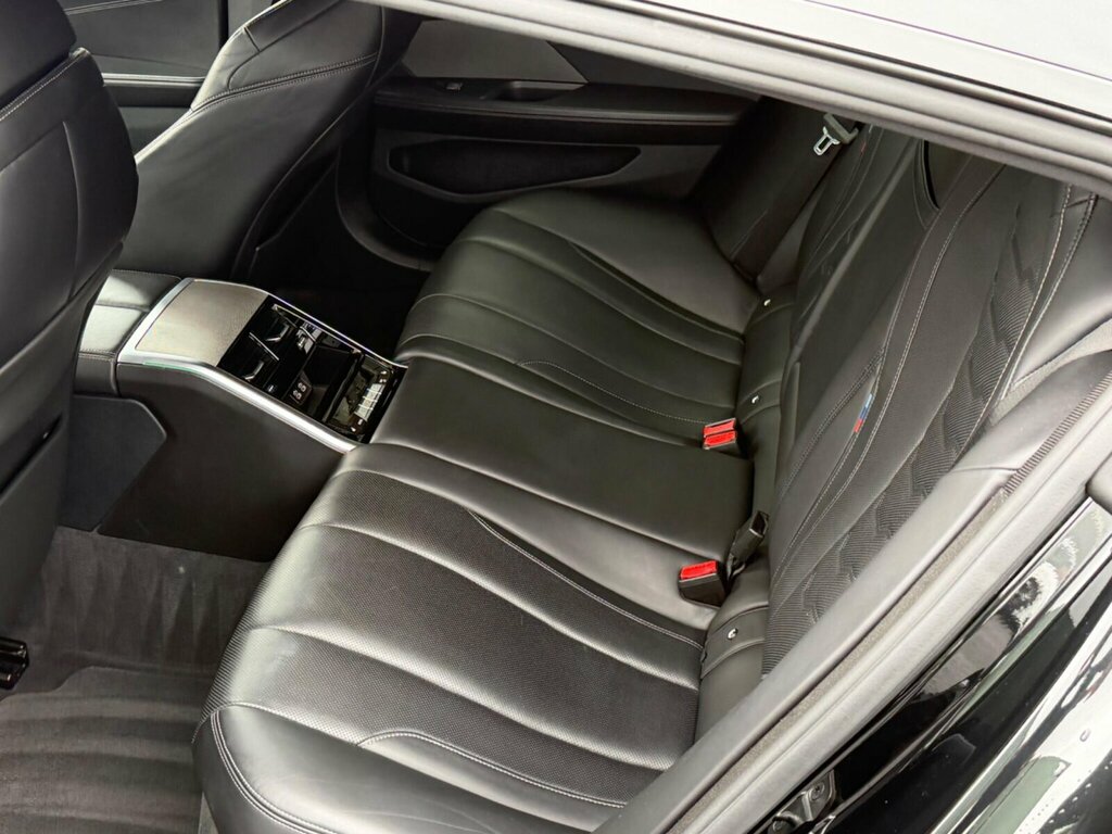 BMW 8 Series 840I 333 Sdrive M Sport Ultimate Pack Black #8