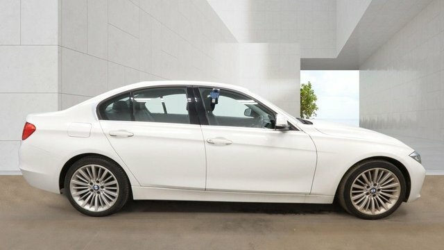 BMW 3 Series 2013 2.0 320D Luxury Saloon Euro White #6