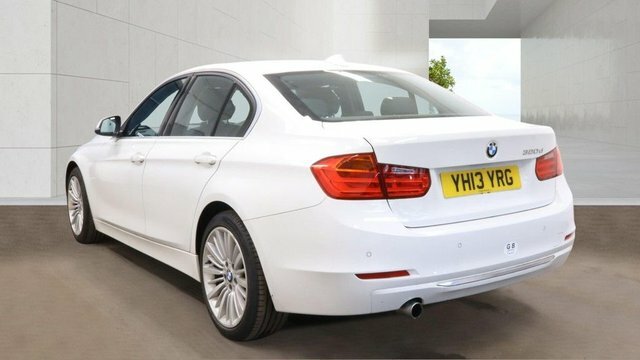BMW 3 Series 2013 2.0 320D Luxury Saloon Euro White #4