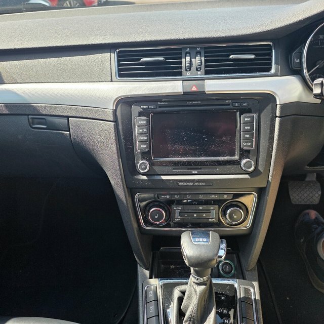 Skoda Superb Elegance Black #2