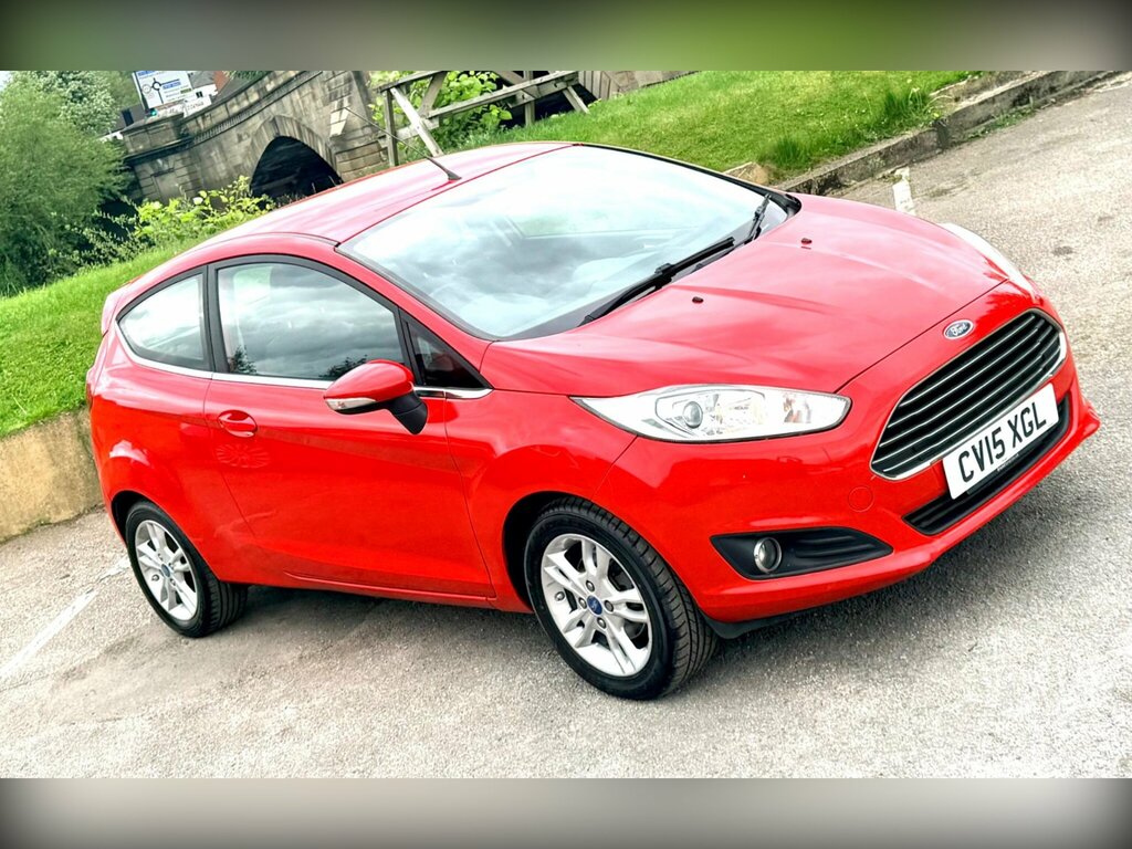 Ford Fiesta 1.25 Zetec Euro 6 CV15XGL Red #4