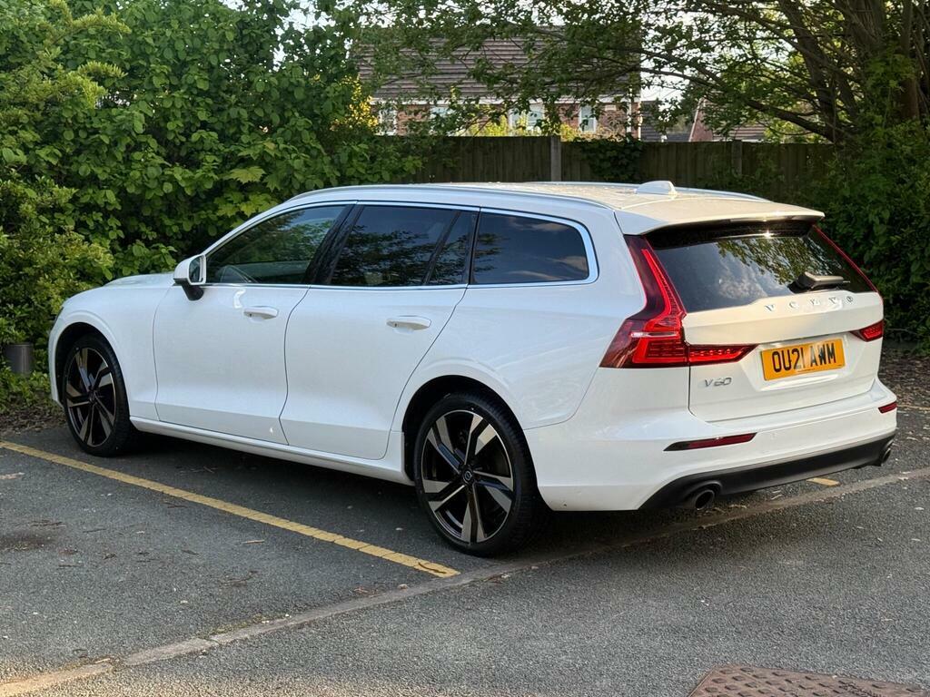 Volvo V60 2.0 B6 Mhev R-design Estate OU21AWM White #4