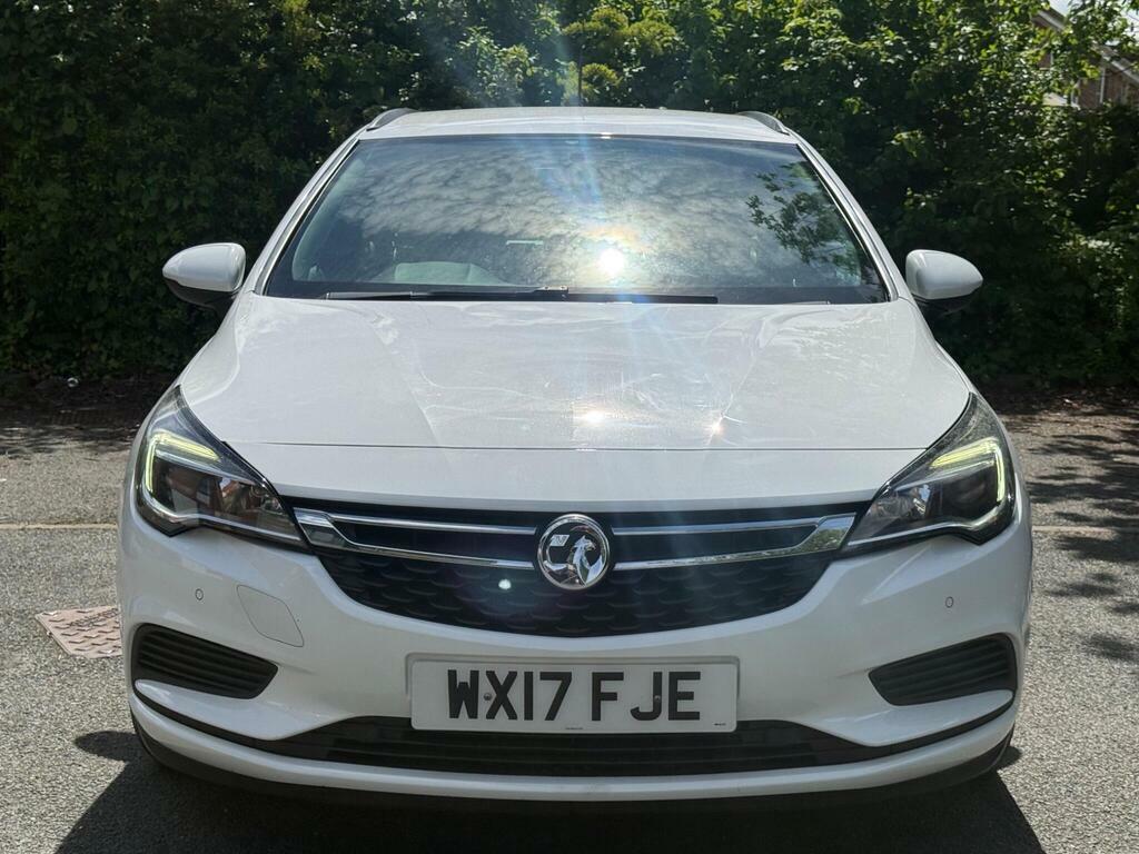 Vauxhall Astra 1.4I Turbo Se Sports Tourer WX17FJE White #6