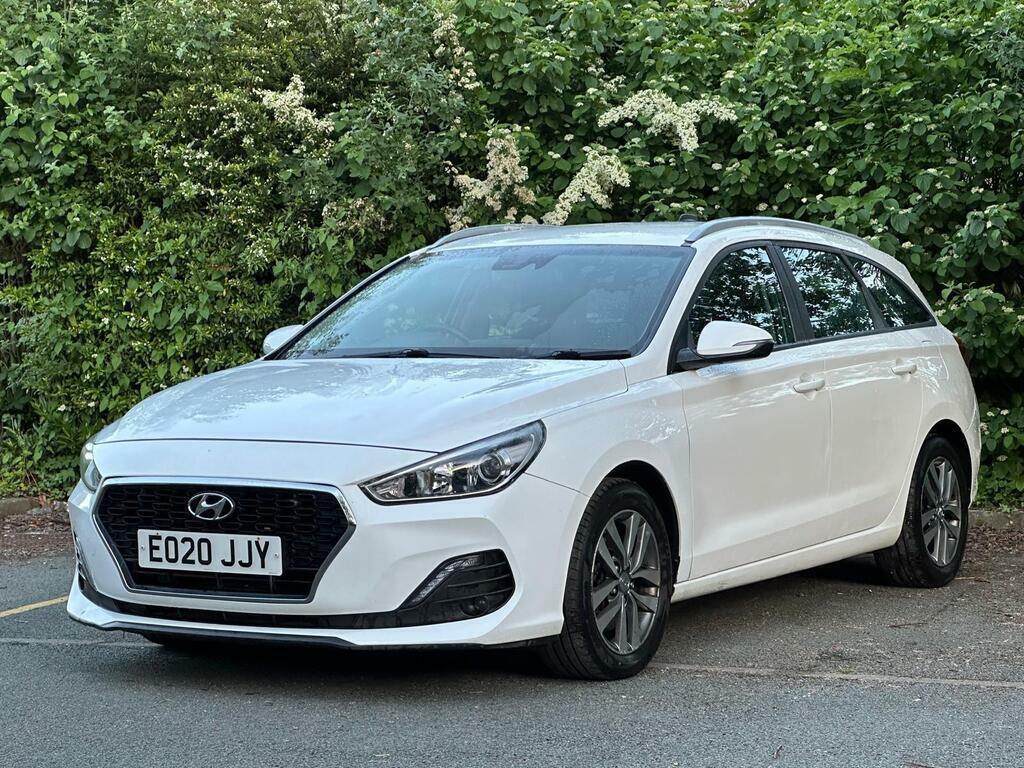 Hyundai I30 1.4 T-gdi Se Nav Tourer White