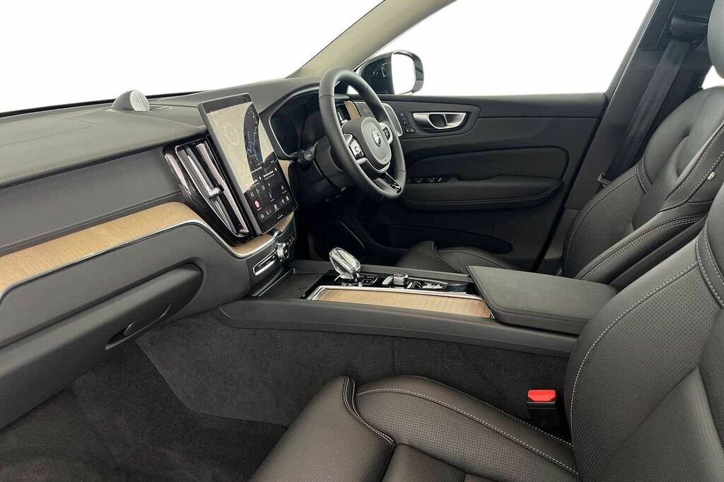 Volvo XC60 T8 Ultra, Awd Plug-in Hybrid, Dar RJ25ZVY Grey #4