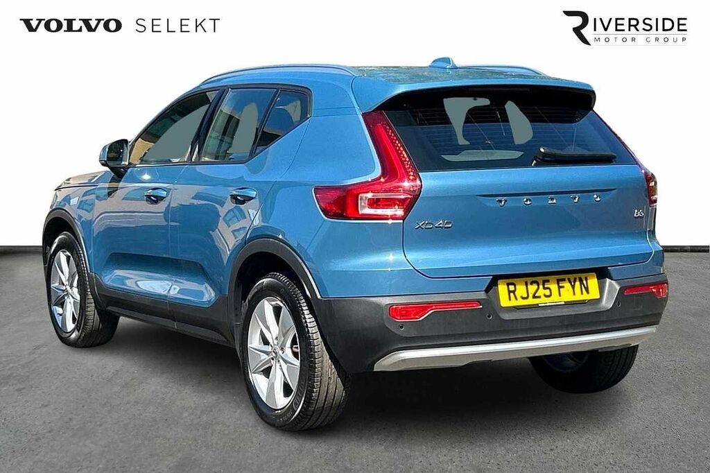 Volvo XC40 Core, B3 Mild Hybrid, RJ25FYN Blue #5