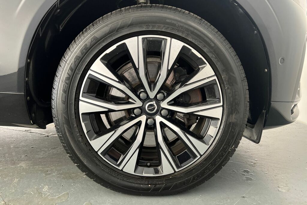 Volvo XC60 B4 Plus, Mild Hybrid, Dark YJ72AGK Black #5