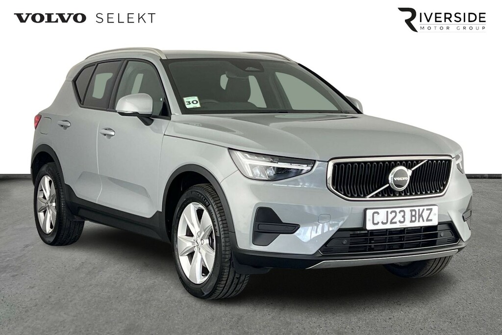 Volvo XC40 Core, B3 Mild Hybrid, CJ23BKZ Grey #2