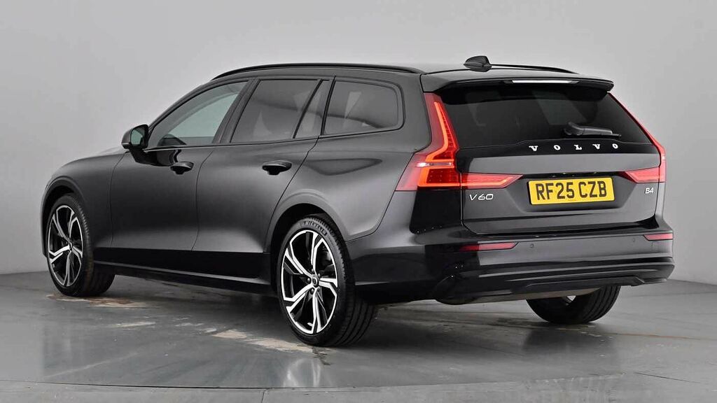 Volvo V60 Plus, B4 Mild Hybrid, Dark RF25CZB Black #2