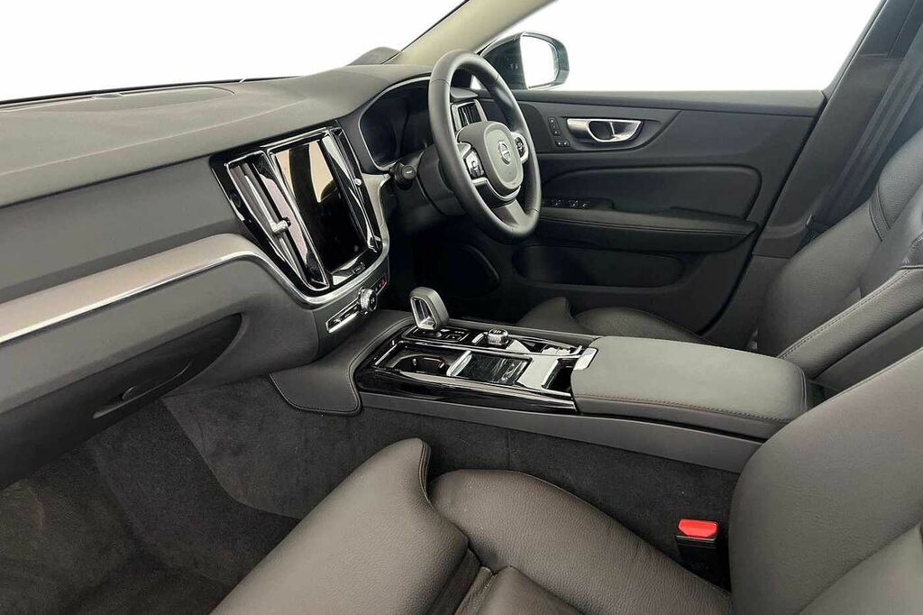 Volvo V60 Plus, T6 Awd Plug-in Hybrid, Dark RJ25GXH Grey #4