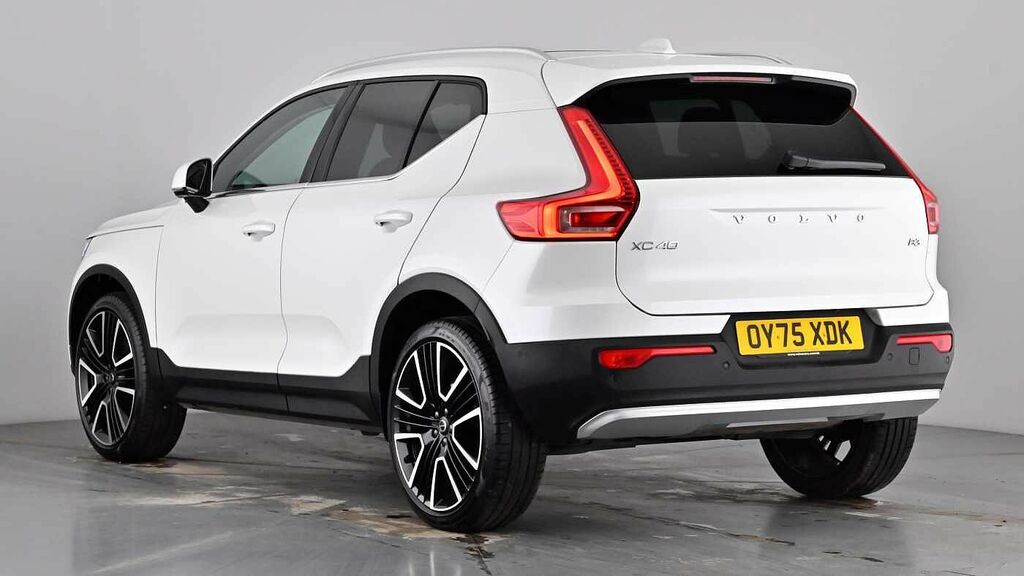 Volvo XC40 Ultra, B3 Mild Hybrid, Bright OY75XDK White #2