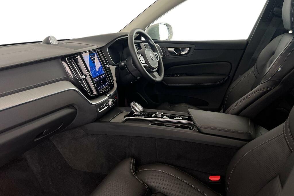 Volvo XC60 Ultra, T8 Awd Plug-in Hybrid, Bri RV25XNK Silver #4
