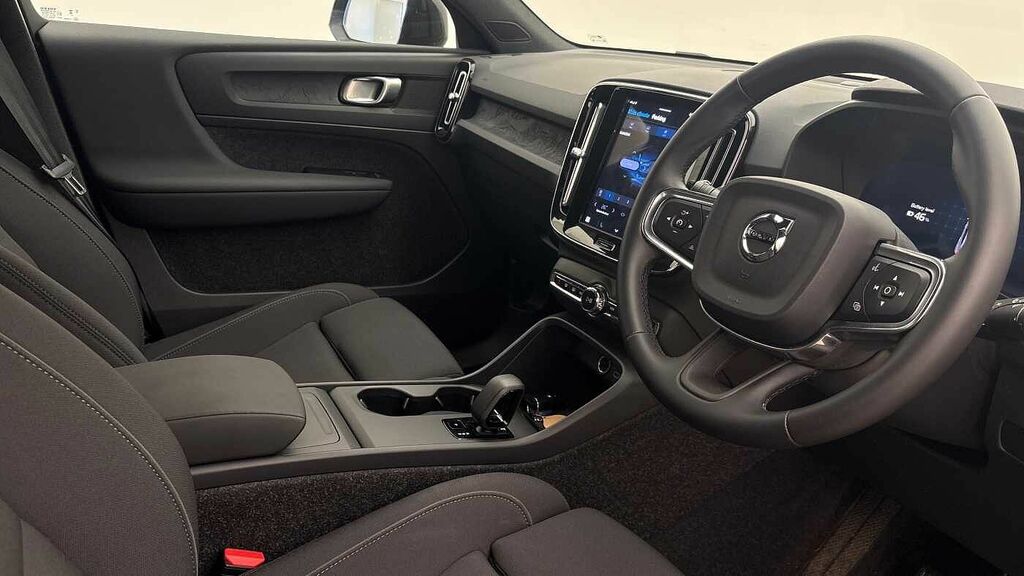 Volvo EX40 Core, Single Motor, Black #3