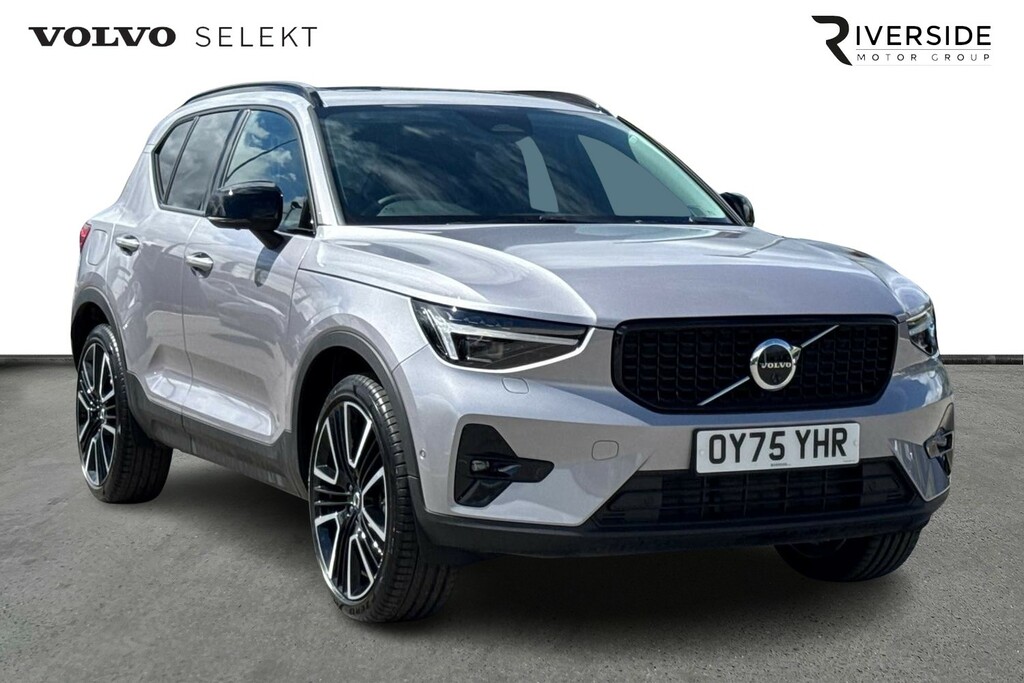 Volvo XC40 Ultra, B3 Mild Hybrid, Dark Silver