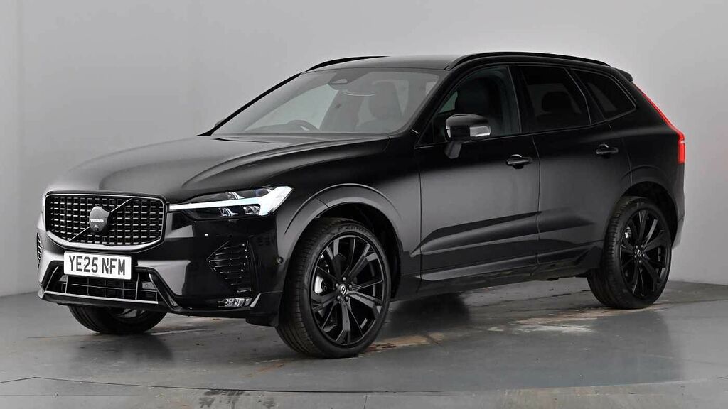 Volvo XC60 Black Edition Plus B5 Awd Mild Hybrid Dark Tints 2 YE25NFM Black #4
