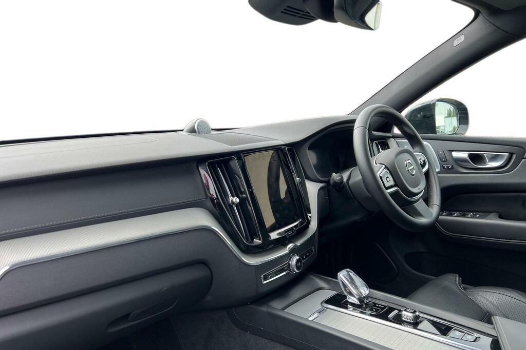 Volvo XC60 Black Edition Ultra, B5 Awd Mild Hybrid, RV25TKD Black #4