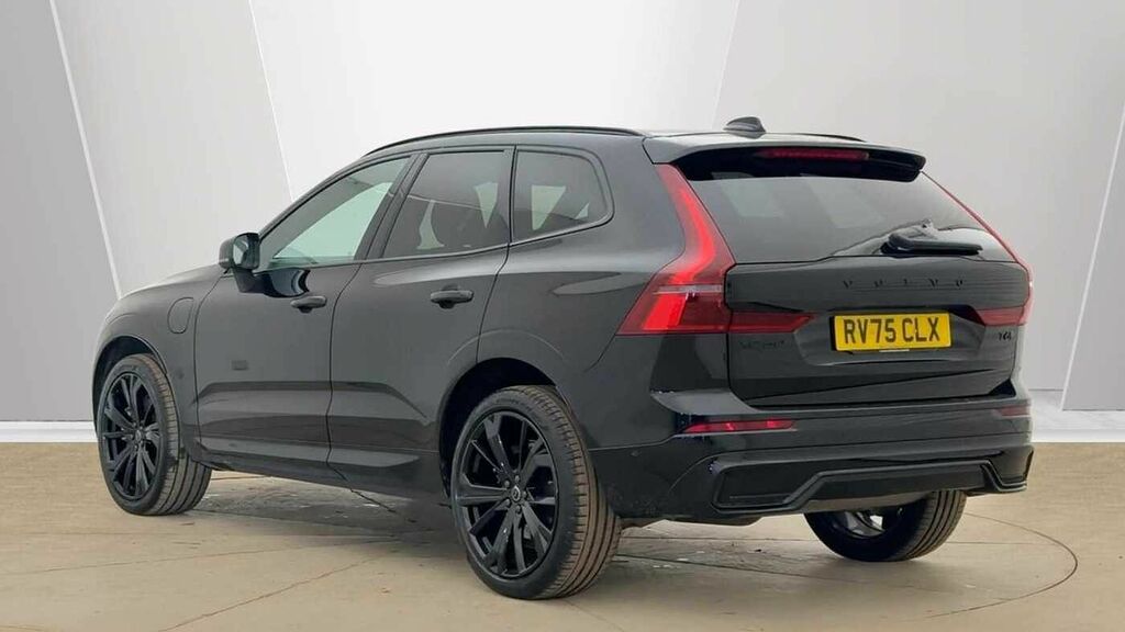 Volvo XC60 Black Edition Plus, T6 Awd Plug-in Hybrid, Electri RV75CLX Black #2